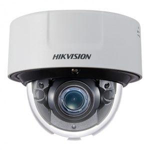 Camara Domo IP 2MP IR30M DEEPINVIEW DS 2CD7126G0 IZS 2.8 12mm Hikvision